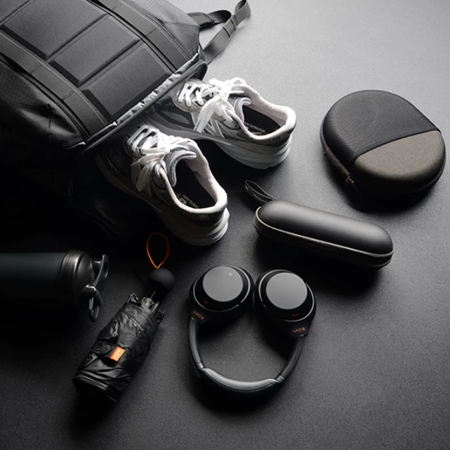 40L Waterproof Dry & Wet Separation Sports Backpack