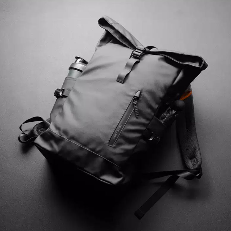 20L Water-Resistant Business Commuter Backpack