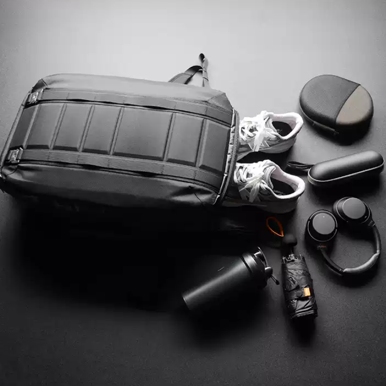 40L Waterproof Dry & Wet Separation Sports Backpack